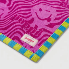 Poppi Dorm Throw Blanket Pink